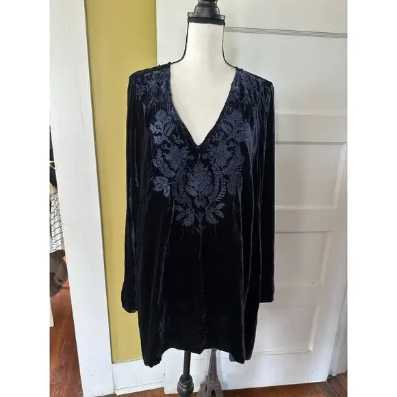 Johnny Was Los Angeles Holland Embroidered Tunic In Navy Blue Velvet 1X - Picture 2 of 15